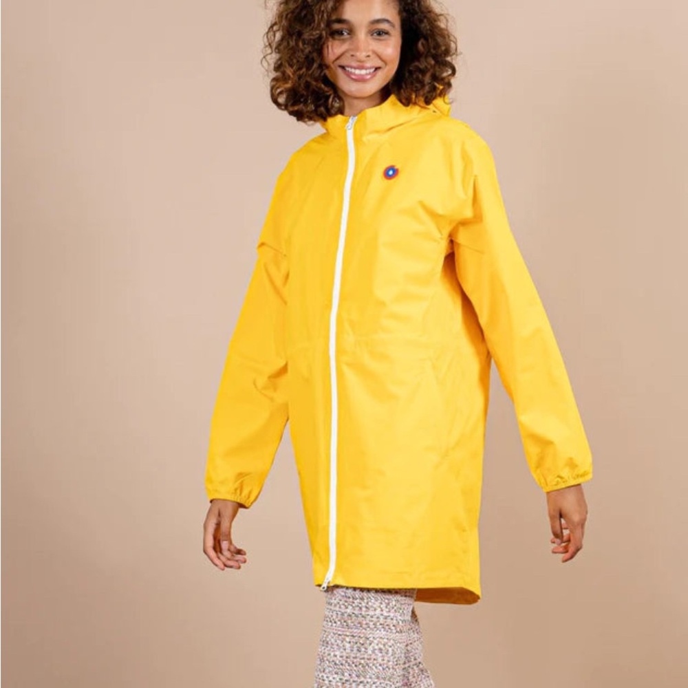 NWT FLOTTE - AMELOT COLOR long hooded RAINCOAT.  M